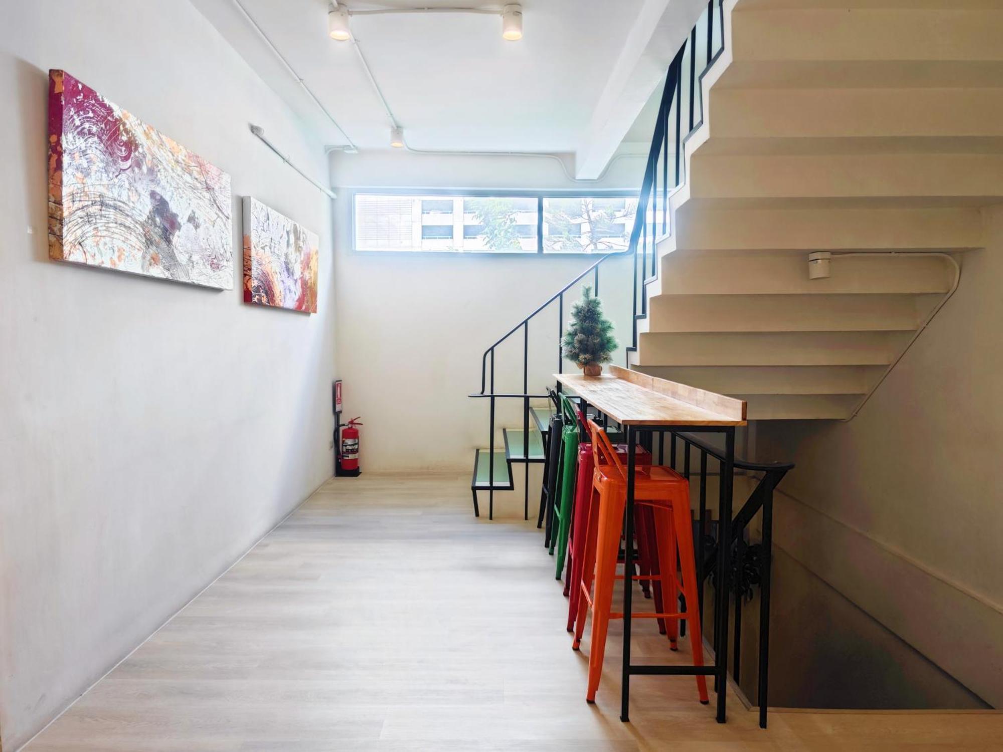 Ostay Asoke Bangkok Makkasan Exterior photo