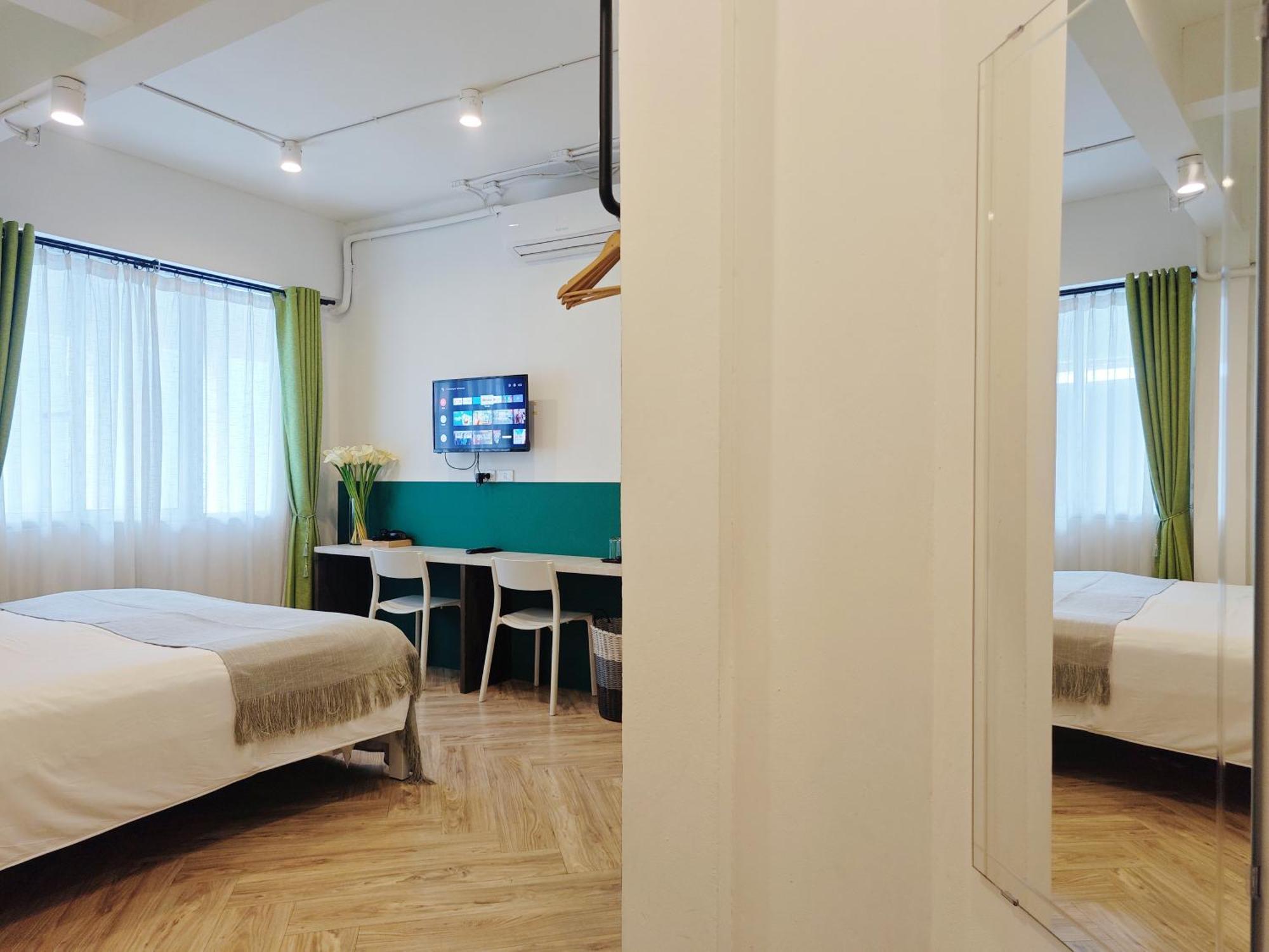 Ostay Asoke Bangkok Makkasan Exterior photo