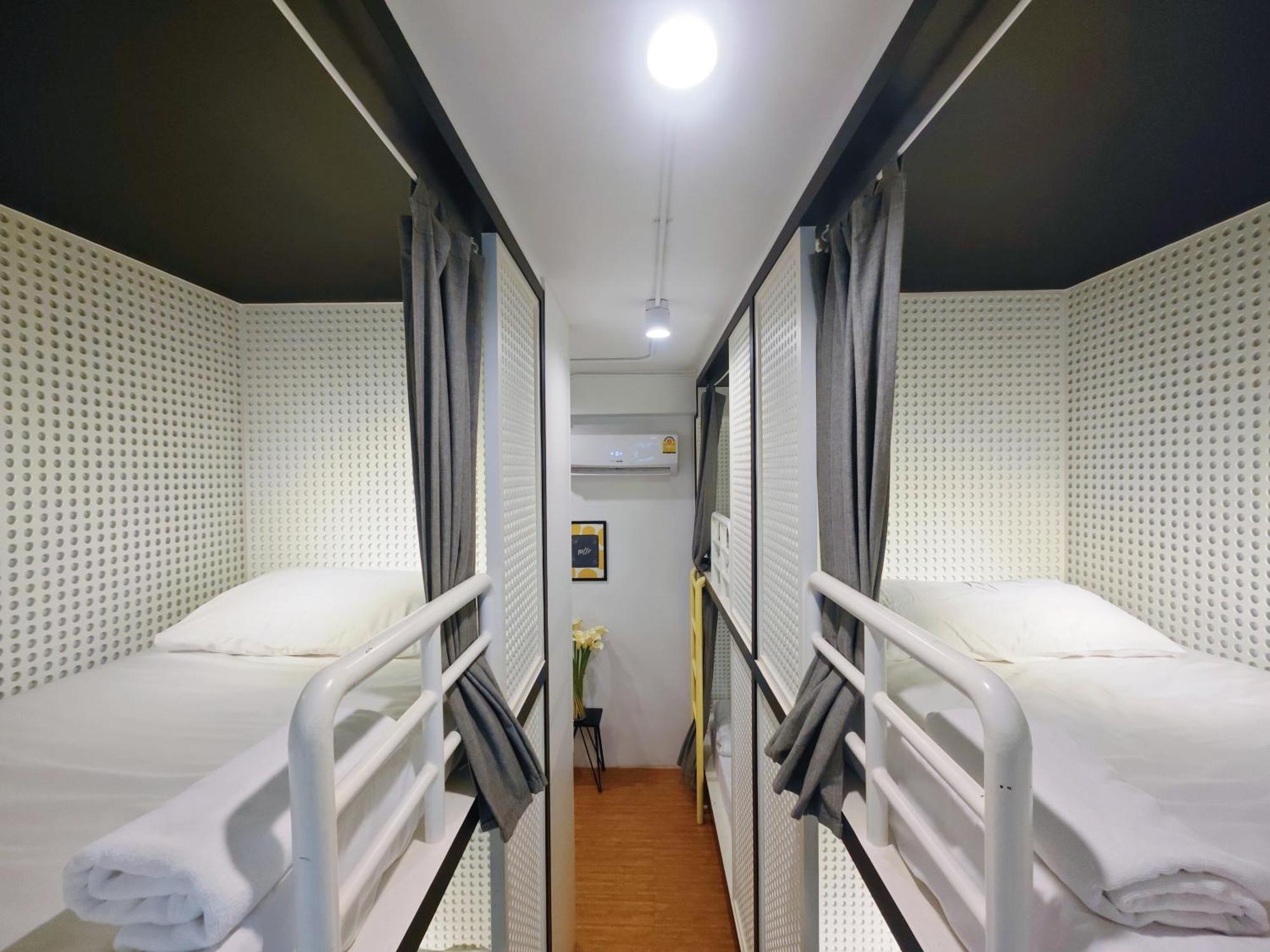 Ostay Asoke Bangkok Makkasan Exterior photo